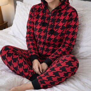 Buffalo by David Bitton size L, Red/Black Houndstooth Fuzzy Fleece Onsie Pj's